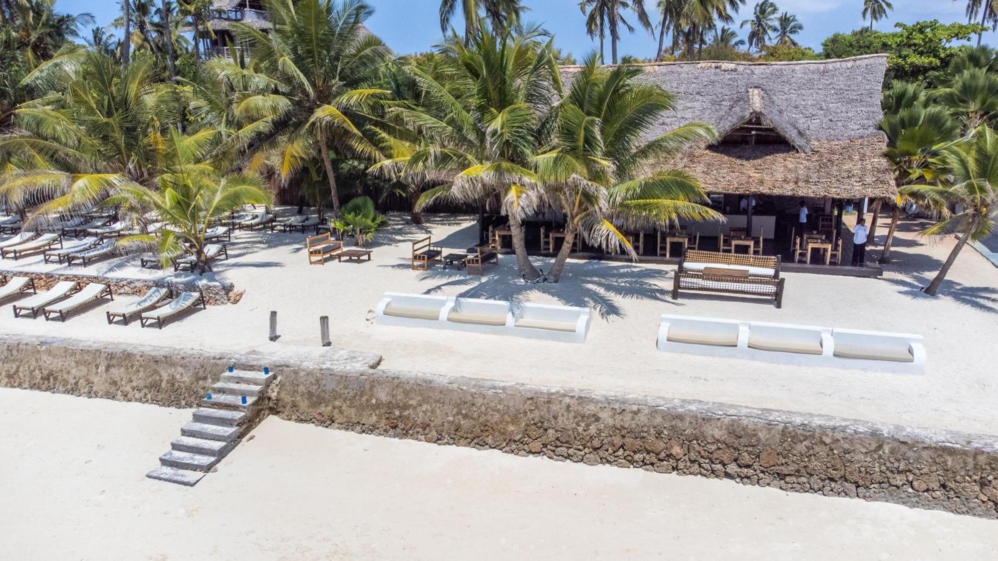 Kibanda Lodge And Beach Club Nungwi Exterior photo