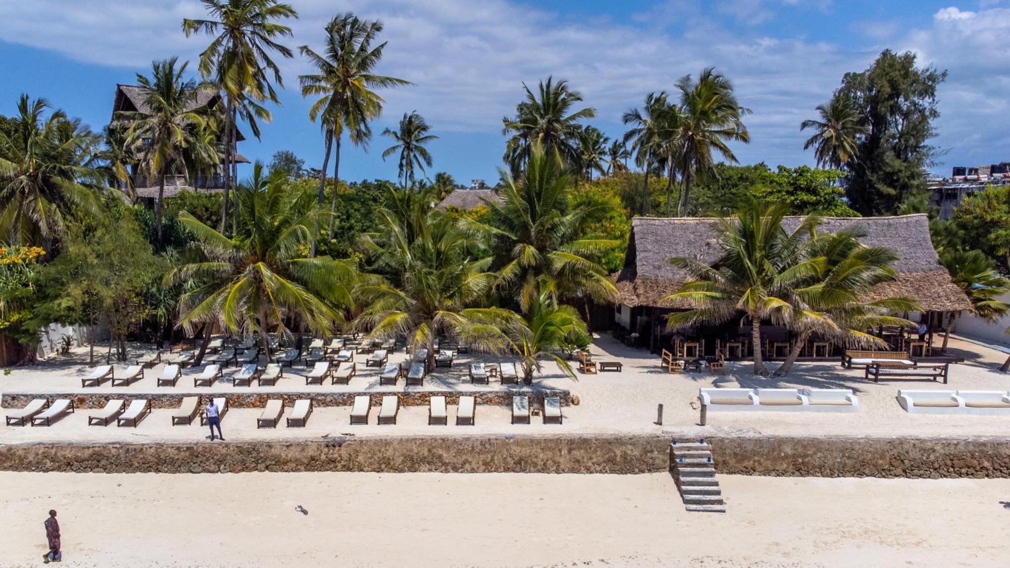 Kibanda Lodge And Beach Club Nungwi Exterior photo